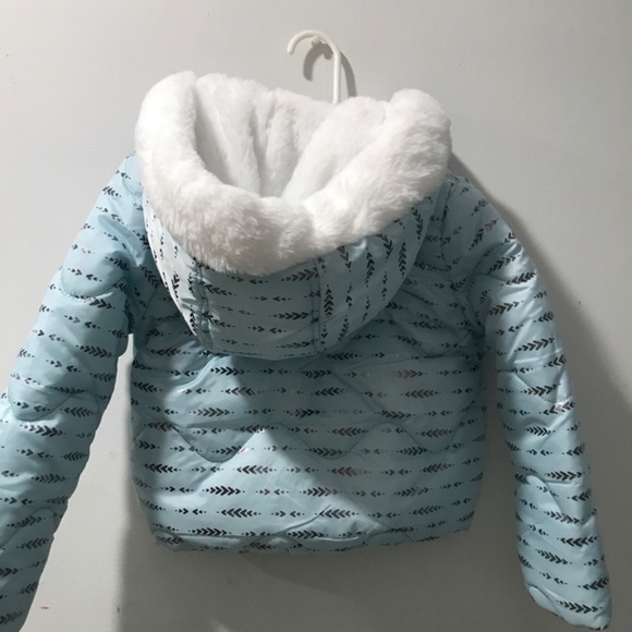 ❄NWT Young Hearts Girl’s Warm Plush Winter Coat - Picture 8 of 10